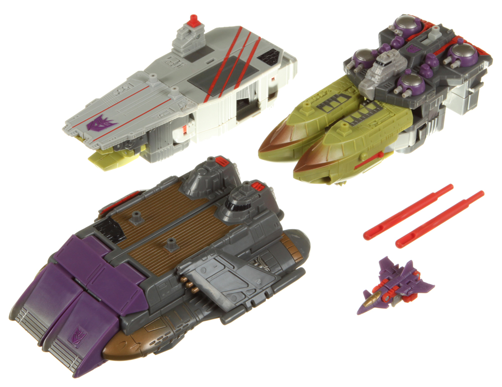 decepticon ship toy