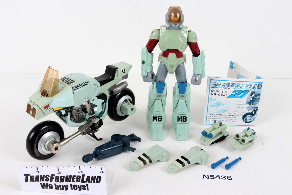 Complete Macross / Robotech® The Henshin Robo DX (Deluxe) VR-052-F