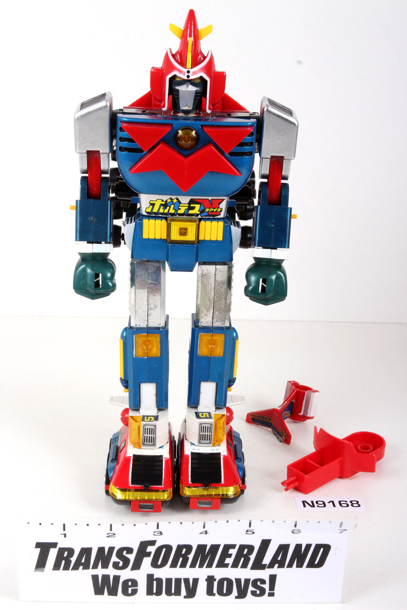 Chogokin® GoDaiKin Deluxe (DX) Voltes V Voltes V (combined) figure