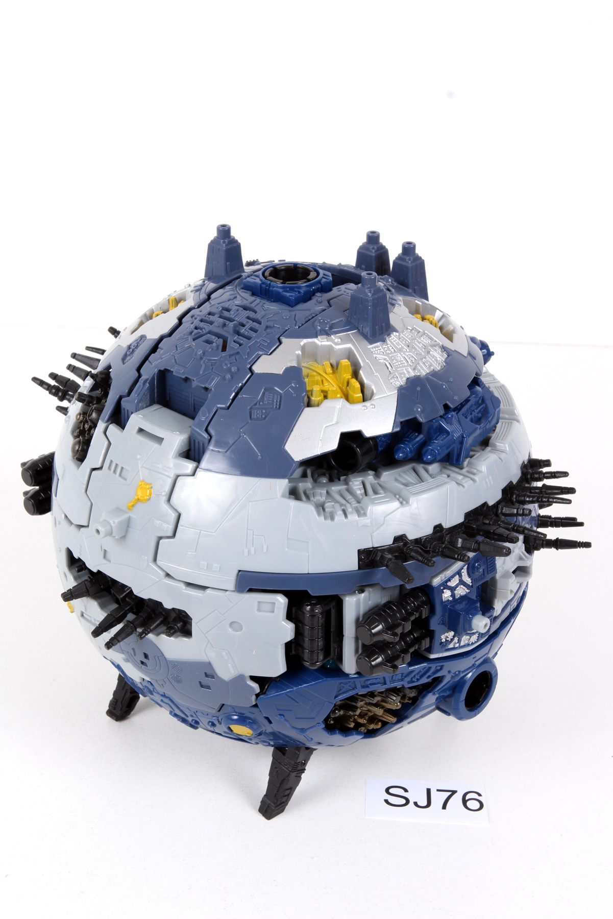 Complete Transformers® Cybertron Supreme Class Cybertron Primus