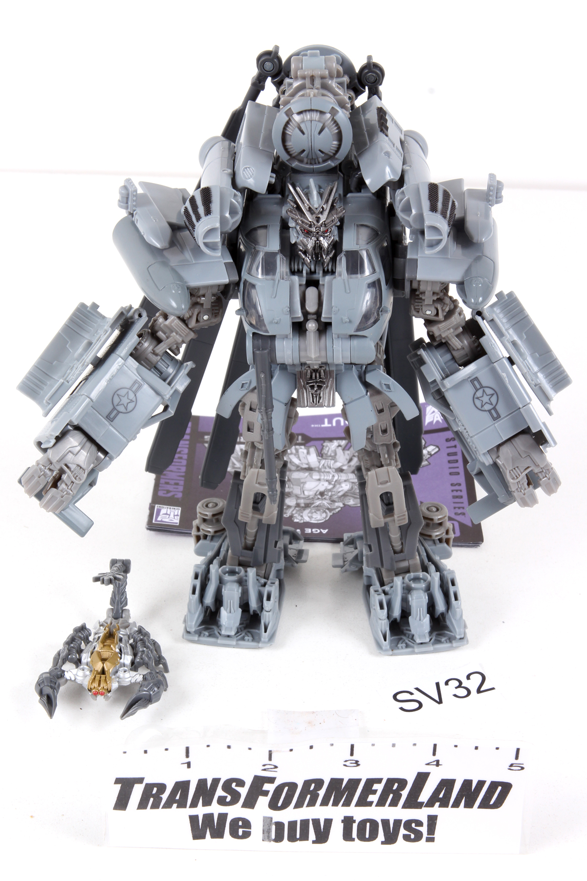 Complete Transformers® Studio Series Leader Class Decepticon