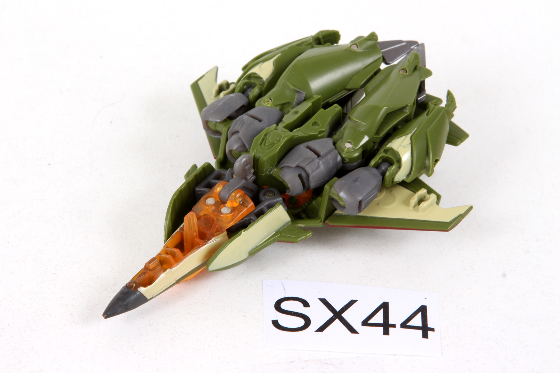 Complete Transformers® Prime Cyberverse Commander Class Skyquake