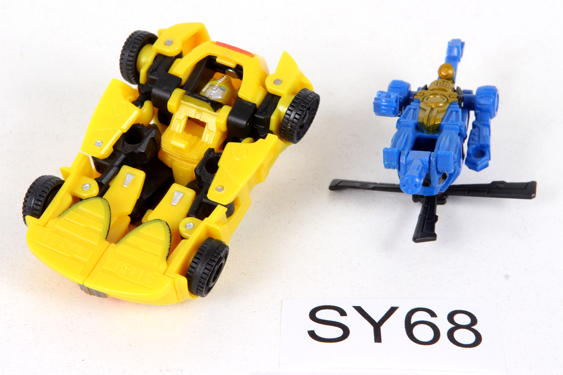 コ*屋様 8CD LEGENDS / FLAWLESS レジェンズ Complete Transformers® Generations Legends Class Bumblebee