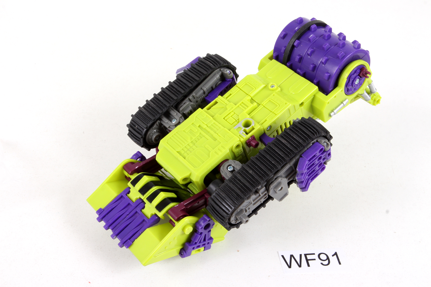 Complete Transformers® Armada Max-Cons Scavenger with Rollbar SKU ...