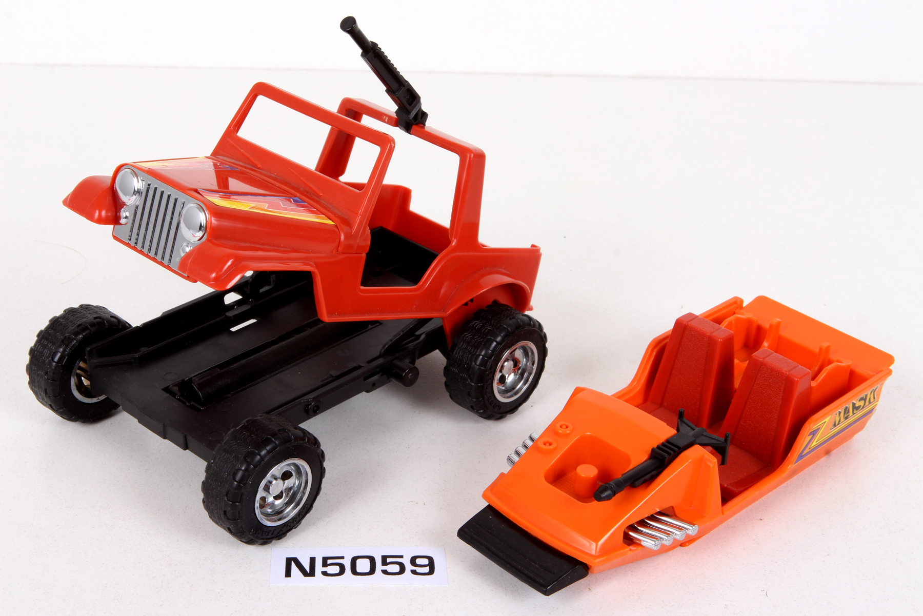 Complete M.A.S.K.® Series 1 Vehicles Gator SKU 354789