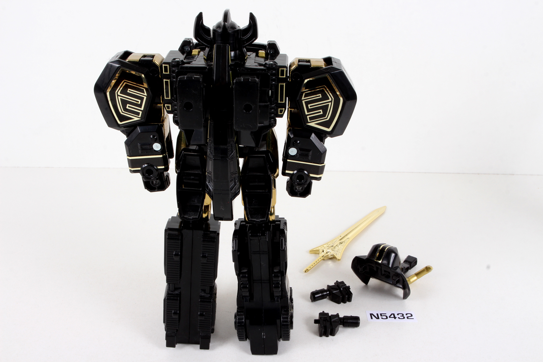 Power Rangers 限定ブラックエディション メガゾード　海外版 Complete Power Rangers® Legacy Deluxe (DX) Limited Black Edition
