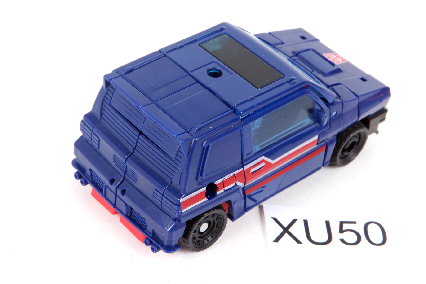 Complete Transformers® Legacy (Generations) Deluxe Class Autobot Skids ...