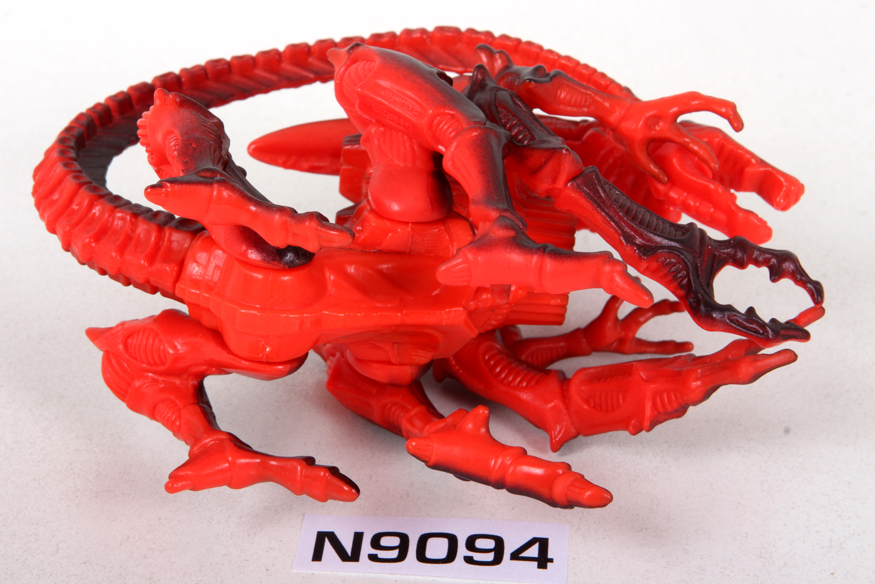 Complete Aliens and Predator® Kenner Aliens Basic Figures Killer