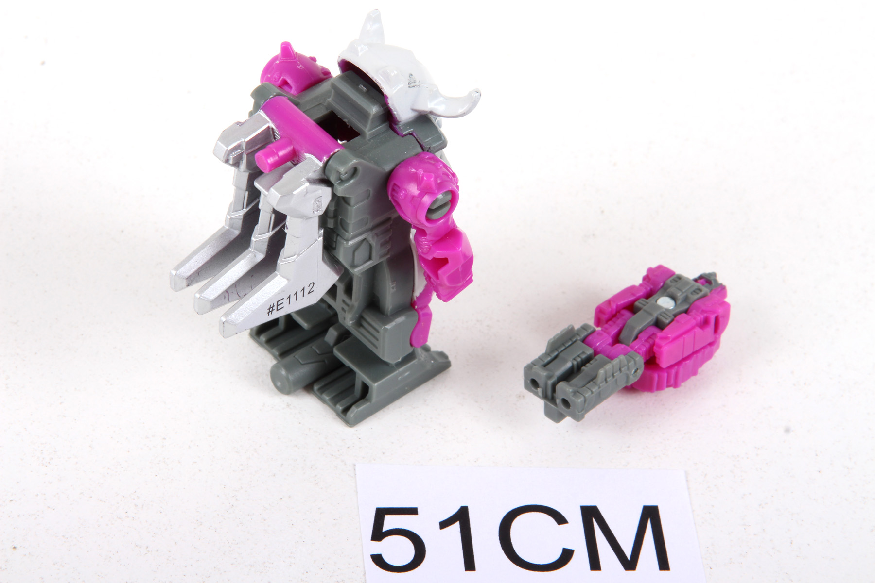 891750_4