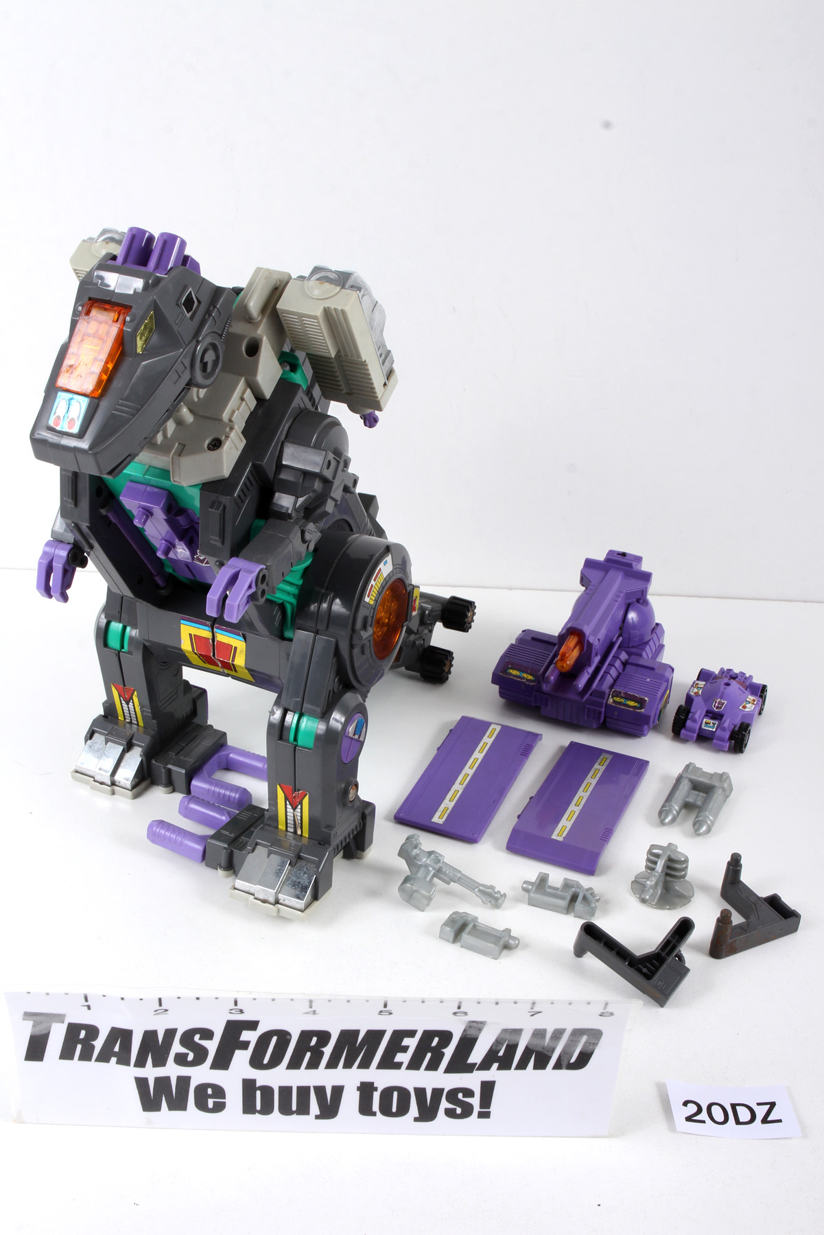 Complete Transformers® G1 Trypticon SKU 381567
