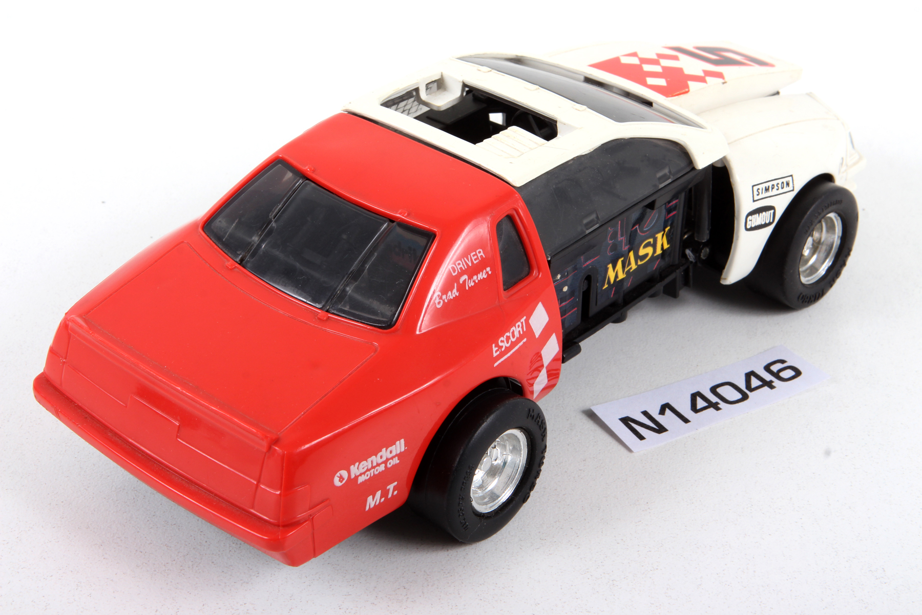 M.A.S.K.® Series 3 Vehicles Razorback Razorback Figure SKU 382092 ...