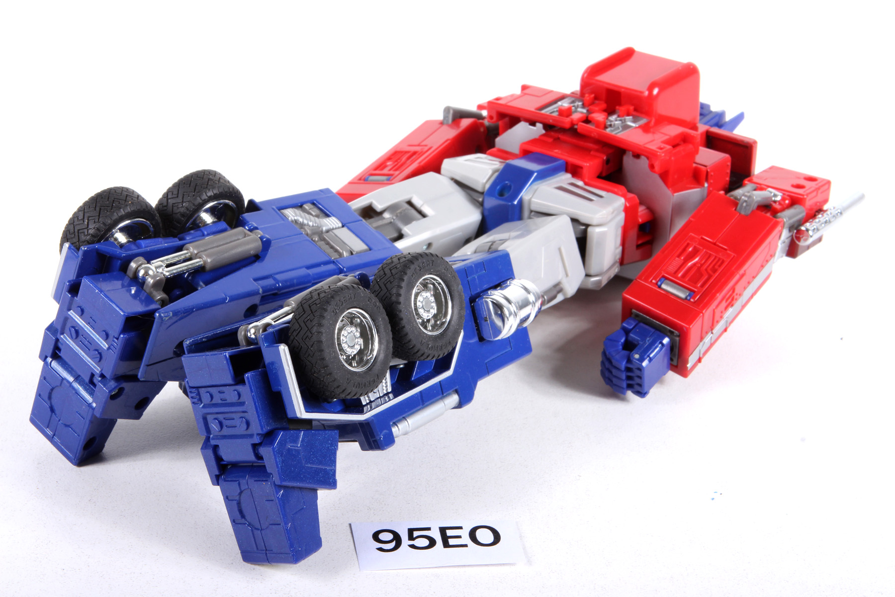 Complete Transformers® Masterpiece Masterpiece Optimus Prime (20th ...