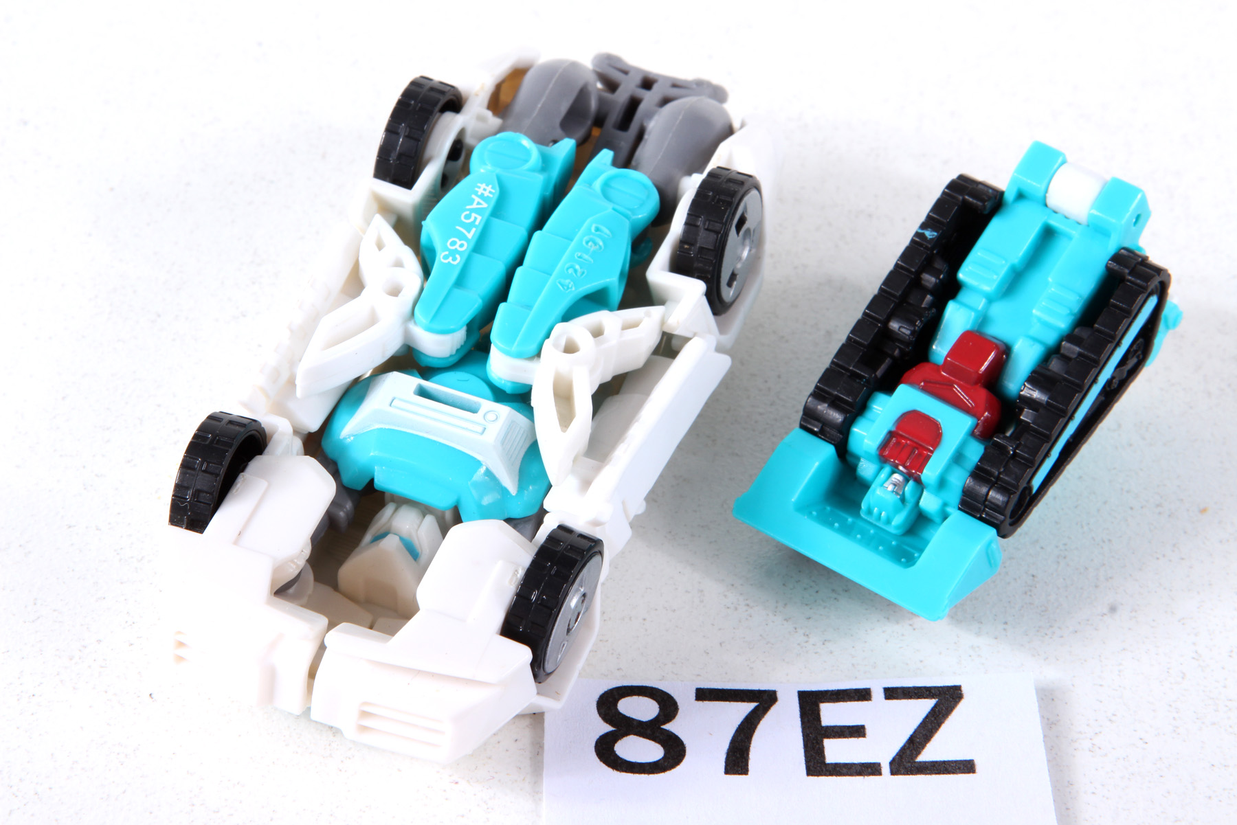 Complete Transformers® Generations Legends Class Autobot Tailgate ...