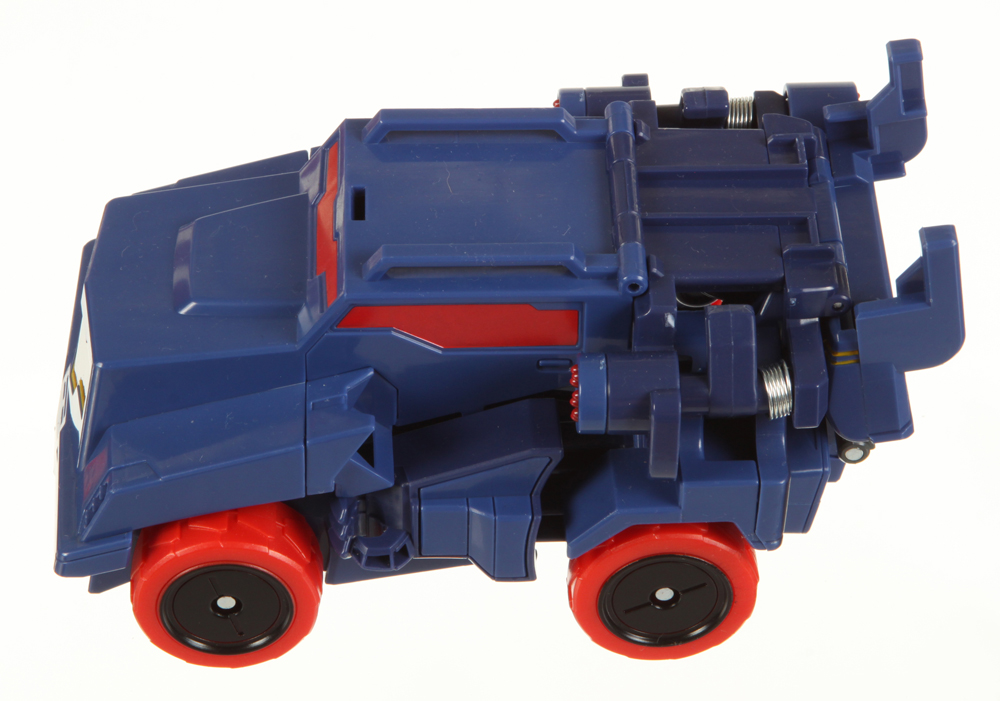 robots in disguise soundwave toy