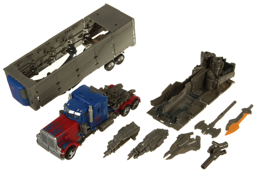 SS-122 Transformers Studio Series Optimus Prime