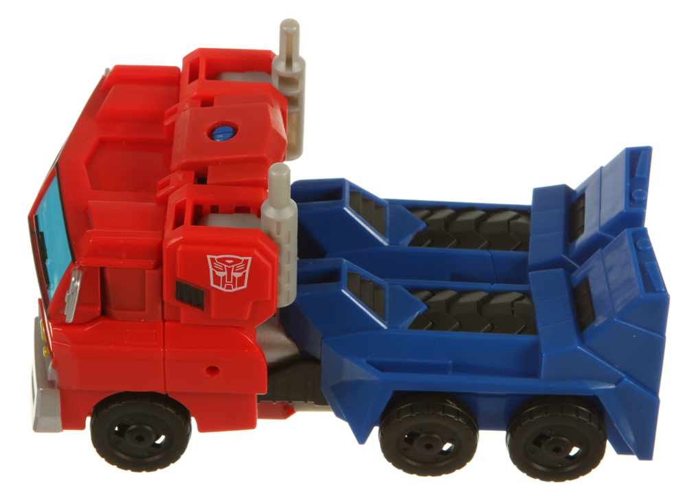 Ultra Class Optimus Prime (Bash Attack) (Transformers, Cyberverse