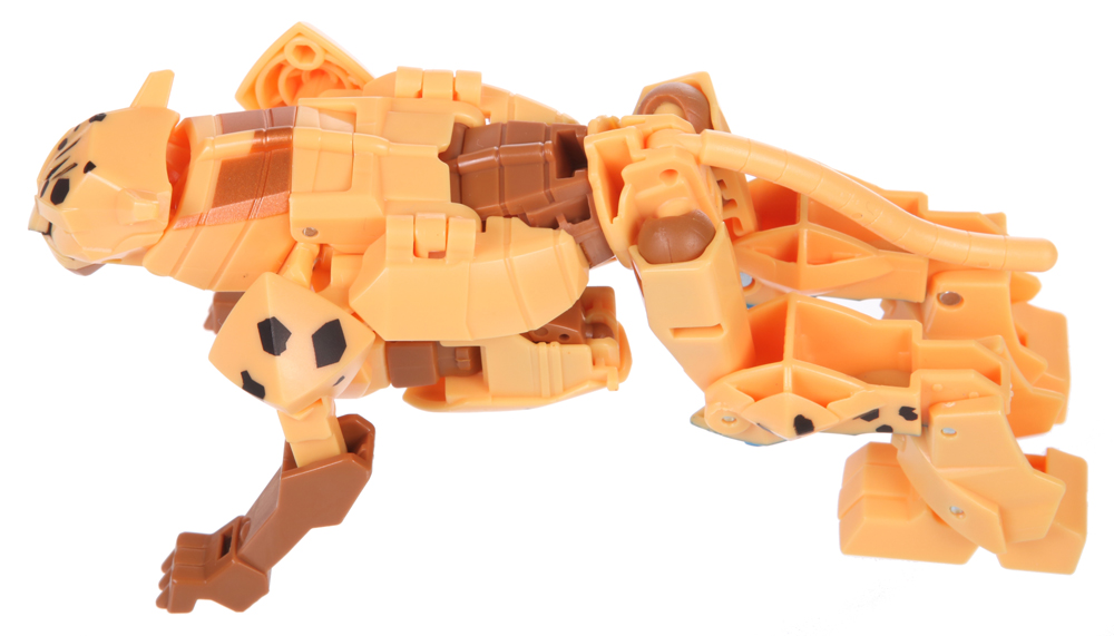 Deluxe Class Cheetor (Transformers, Cyberverse, Autobot