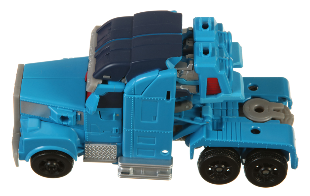 ultra magnus transformers prime toy