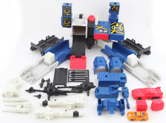Other Metrotitan with Metrobomb (D-340) (Transformers, G1