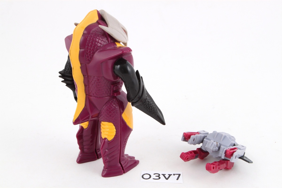 Transformers G1 Finback Price [Pretenders]