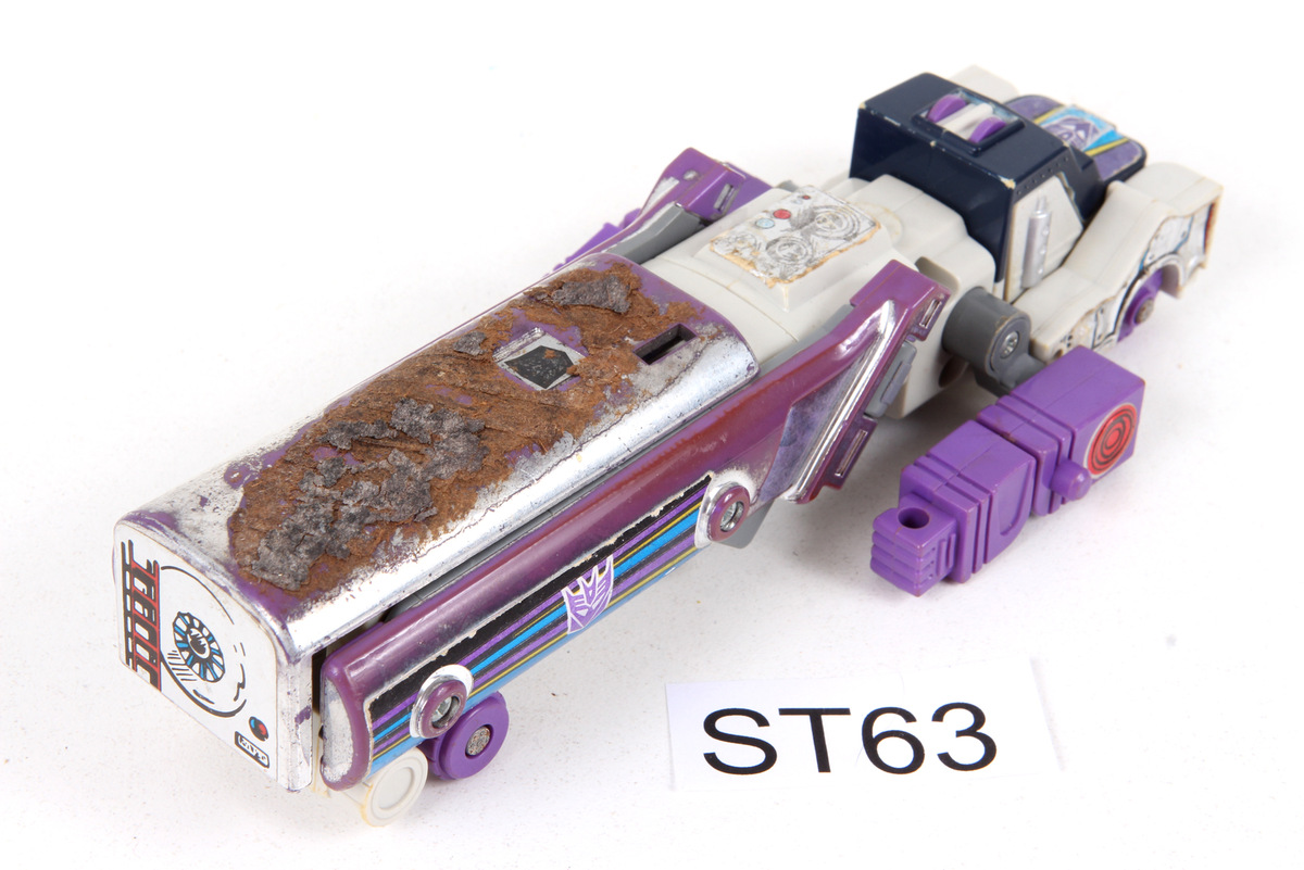 Transformers® G1 Octane Octane (Truck mode) figure SKU 339460 ...