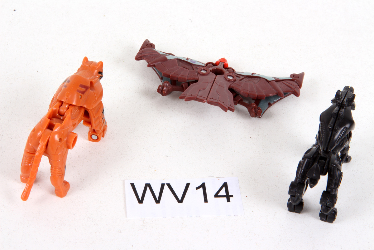 Complete Transformers® Classics Mini-Con Teams Predator Attack