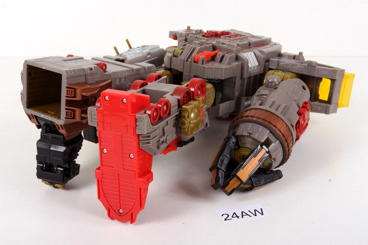 Complete Transformers® Platinum Edition Supreme Class Omega Supreme SKU ...