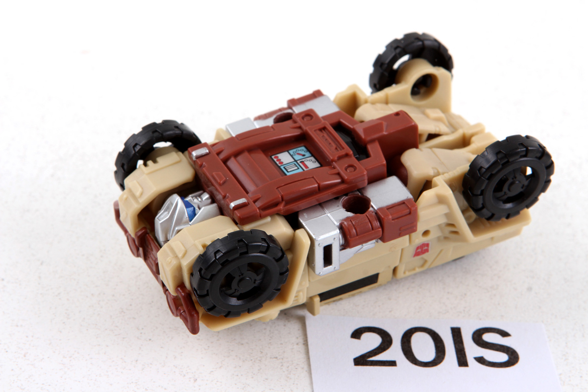 Custom Transformers Custom Outback Complete Transformers® Generations - Power of the Primes Legends Class ...