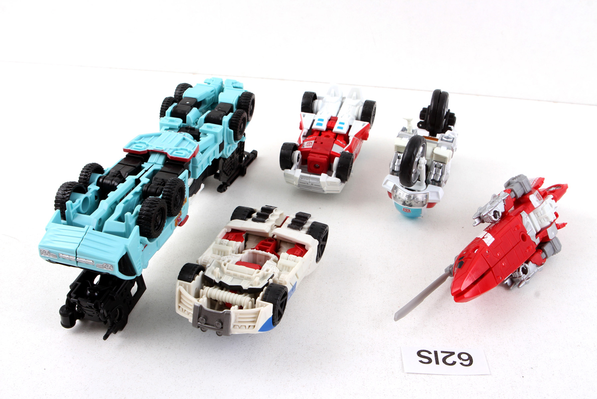 Complete Transformers® Generations - Combiner Wars Combiners Defensor ...